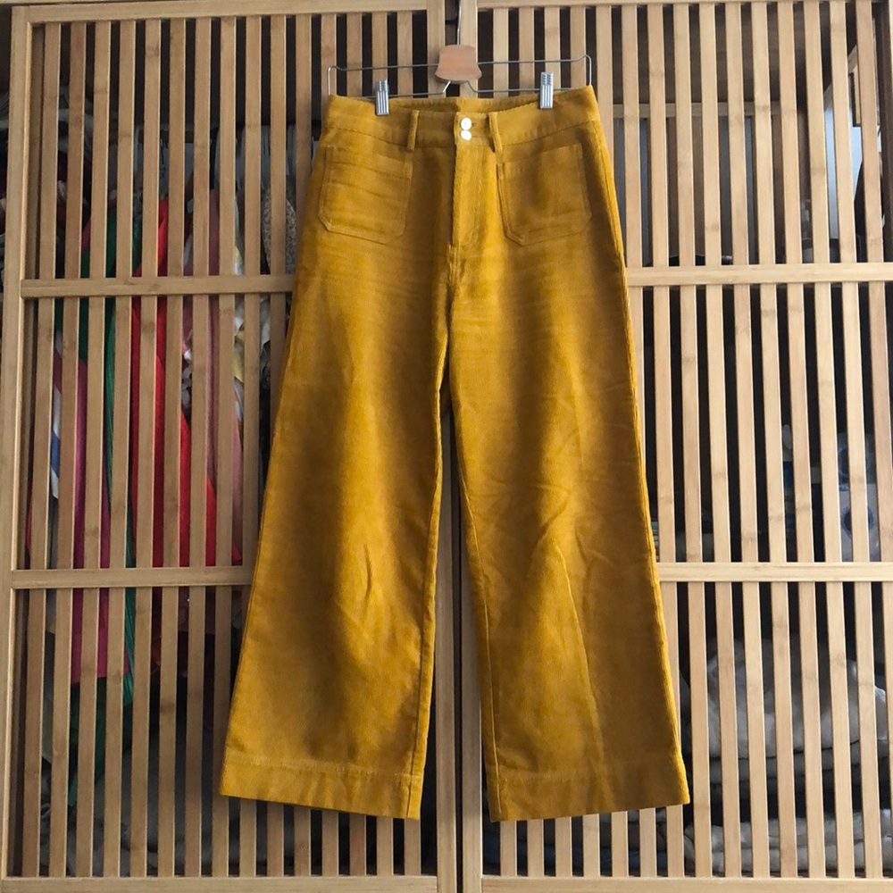 MARINE LAYER MUSTARD CORDS SIZE M